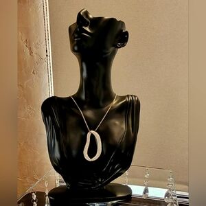 Swarovski Donatella Sexy Pendant Necklace set in Pavé Crystals Dazzling Sparkle